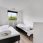 Amazing With View At The Water Vig