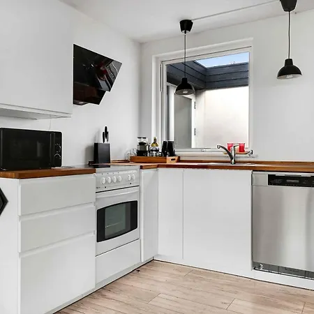 Amazing With View At The Water בית נופש Vig