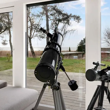 Amazing With View At The Water *