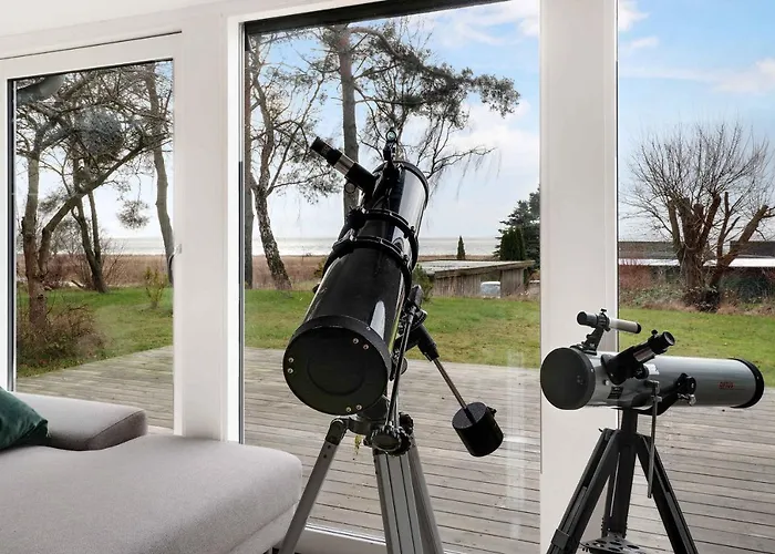 Amazing With View At The Water *